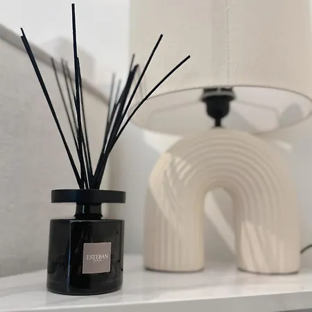 Avec Balcon アパート