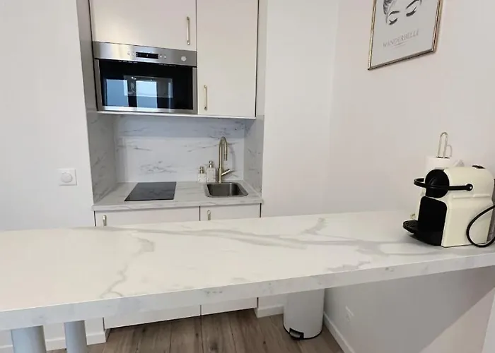 Apartament Avec Balcon